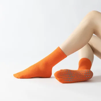 Nové Bavlna Farbou Polovici teľa Jogy Ponožky Profesionálne Non-slip Pilates Ponožky Poschodí Ponožky Krytý Dance Fitness Športové Ponožky