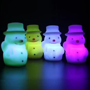 LED Hračky Nočné Svetlo 7 Zmena Farby Krásny Snehuliak Tvar LED Nočné Svetlo Roztomilý Snow Man Svetlo Home Party, Vianočné Dekorácie